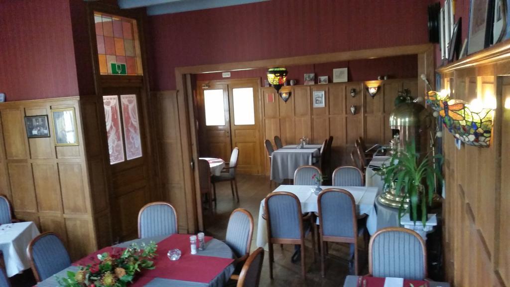 'T Oude Veerhuis Heerewaarden Экстерьер фото